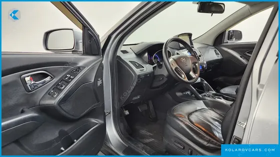 HYUNDAI TUCSON DIESEL 2WD LX20