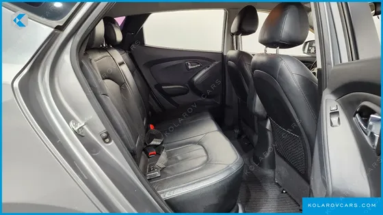 HYUNDAI TUCSON DIESEL 2WD LX20