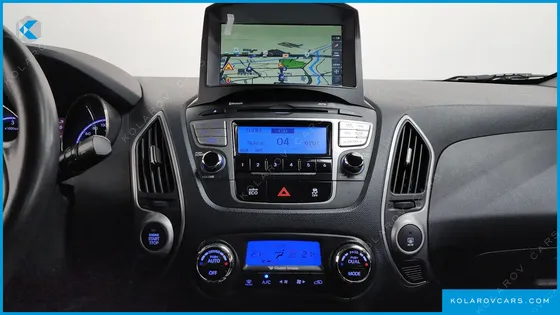 HYUNDAI TUCSON DIESEL 2WD LX20