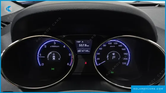 HYUNDAI TUCSON DIESEL 2WD LX20
