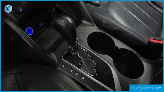 HYUNDAI TUCSON DIESEL 2WD LX20