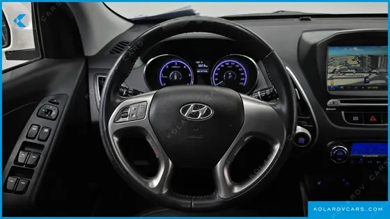 HYUNDAI TUCSON DIESEL 2WD LX20