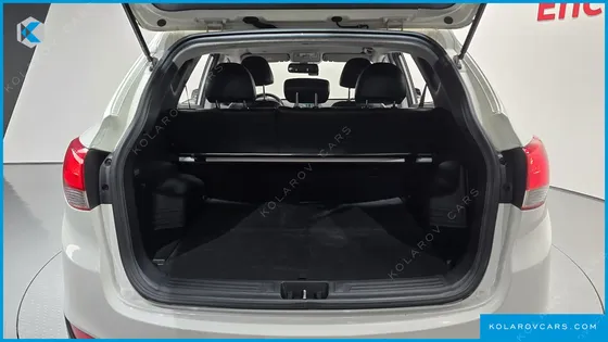 HYUNDAI TUCSON DIESEL 2WD LX20