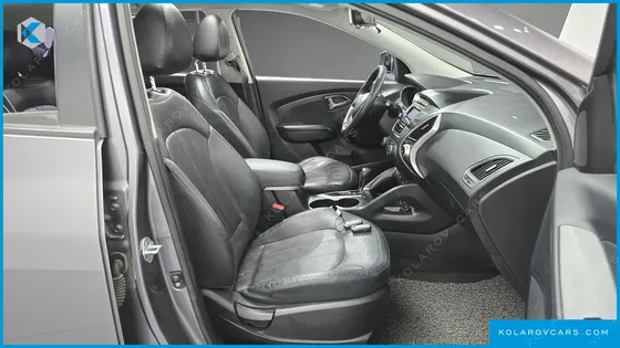 HYUNDAI TUCSON DIESEL 2WD LX20