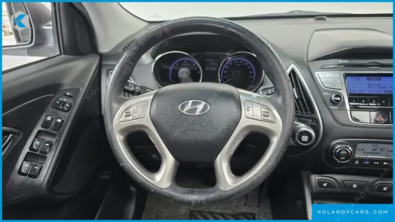 HYUNDAI TUCSON DIESEL 2WD LX20