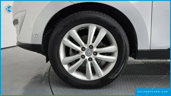 HYUNDAI TUCSON DIESEL 4WD LX20
