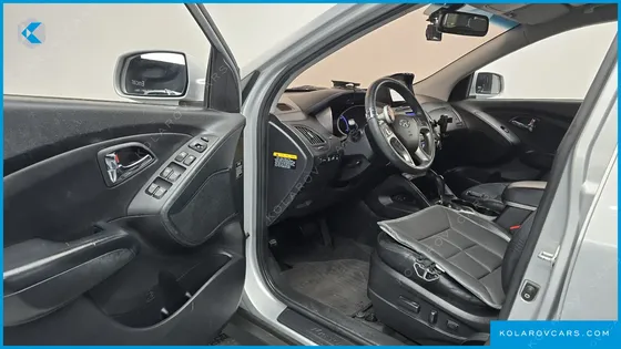 HYUNDAI TUCSON DIESEL 4WD LX20