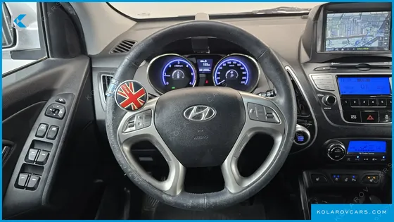 HYUNDAI TUCSON DIESEL 4WD LX20