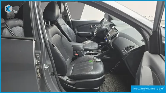 HYUNDAI TUCSON DIESEL 2WD LX20