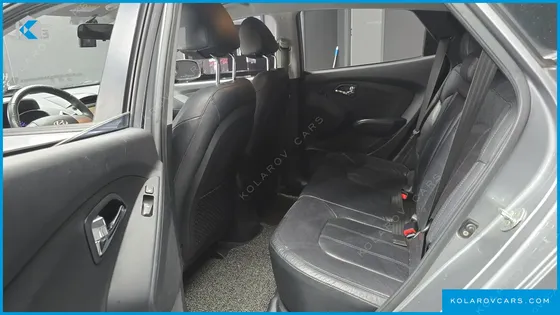HYUNDAI TUCSON DIESEL 2WD LX20