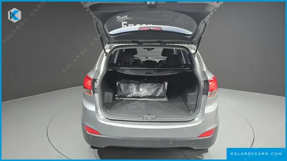 HYUNDAI TUCSON DIESEL 2WD LX20