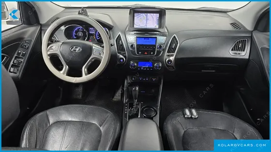HYUNDAI TUCSON DIESEL 2WD LX20