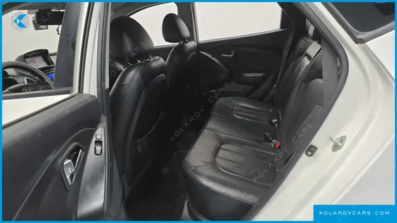 HYUNDAI TUCSON DIESEL 2WD LX20