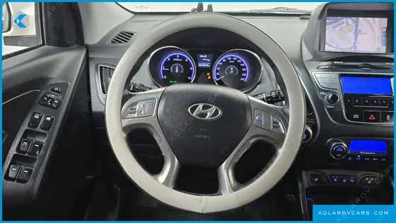 HYUNDAI TUCSON DIESEL 2WD LX20