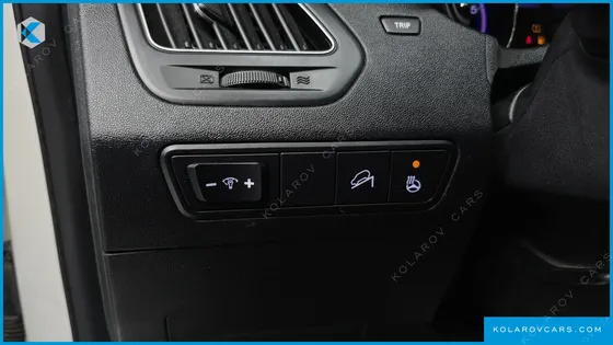 HYUNDAI TUCSON DIESEL 2WD LX20