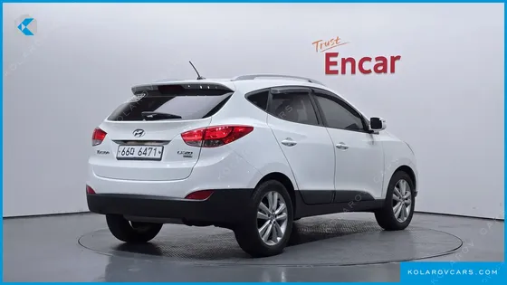 HYUNDAI TUCSON DIESEL 2WD LX20