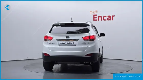 HYUNDAI TUCSON DIESEL 2WD LX20