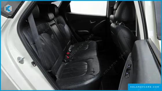 HYUNDAI TUCSON DIESEL 2WD LX20