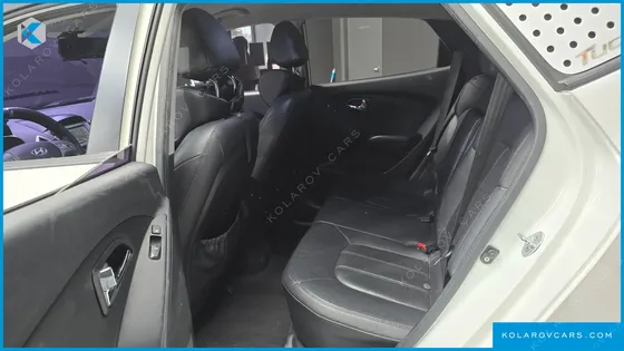 HYUNDAI TUCSON DIESEL 2WD LX20