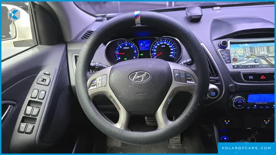 HYUNDAI TUCSON DIESEL 2WD LX20