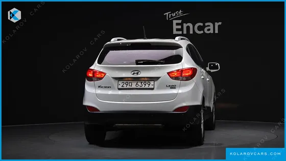 HYUNDAI TUCSON DIESEL 2WD LX20