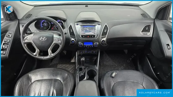 HYUNDAI TUCSON DIESEL 2WD LX20