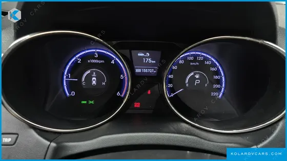 HYUNDAI TUCSON DIESEL 2WD LX20