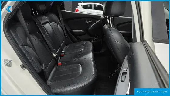 HYUNDAI TUCSON DIESEL 2WD LX20