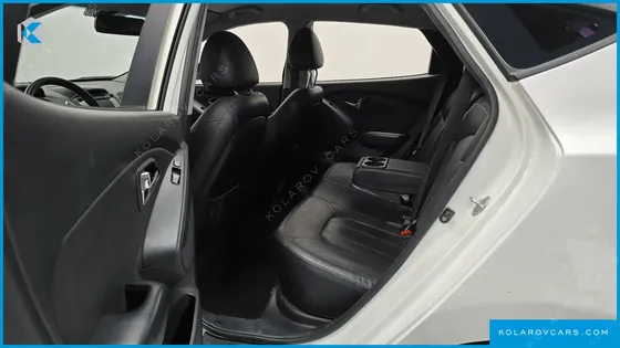 HYUNDAI TUCSON DIESEL 2WD LX20
