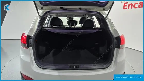HYUNDAI TUCSON DIESEL 2WD LX20