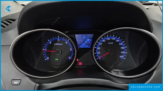 HYUNDAI TUCSON DIESEL 2WD LX20