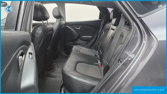 HYUNDAI TUCSON DIESEL 2WD LX20