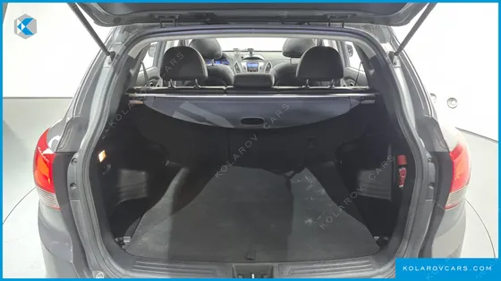 HYUNDAI TUCSON DIESEL 2WD LX20