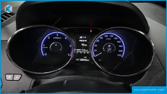 HYUNDAI TUCSON DIESEL(E-VGT) 2WD