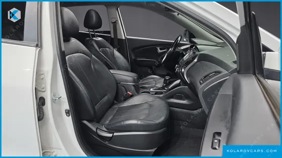 HYUNDAI TUCSON DIESEL(E-VGT) 2WD