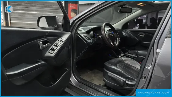 HYUNDAI TUCSON DIESEL 2WD LX20