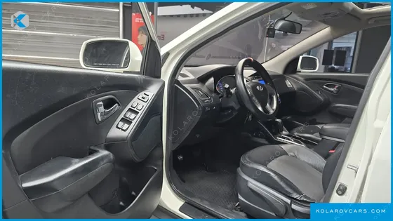 HYUNDAI TUCSON DIESEL 2WD LX20