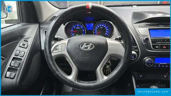 HYUNDAI TUCSON DIESEL 2WD LX20