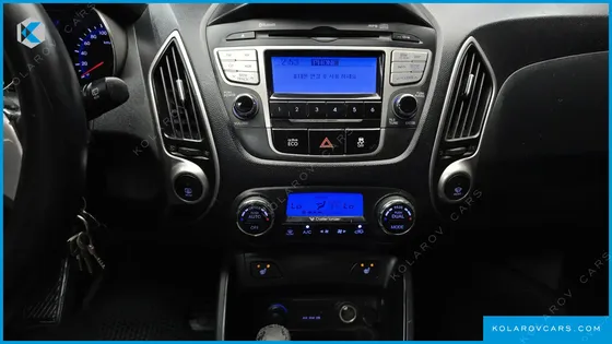 HYUNDAI TUCSON DIESEL 2WD LX20
