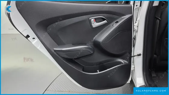 HYUNDAI TUCSON DIESEL(E-VGT) 2WD