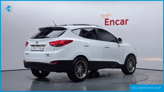 HYUNDAI TUCSON DIESEL 2WD LX20