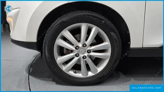 HYUNDAI TUCSON DIESEL 2WD LX20