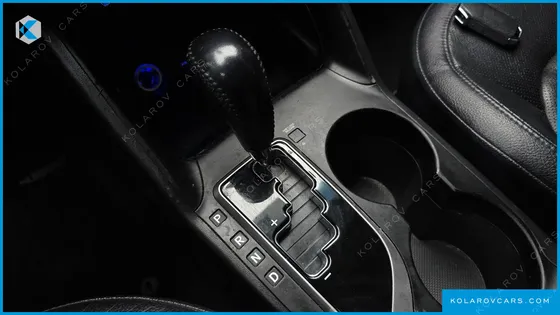 HYUNDAI TUCSON DIESEL 2WD LX20
