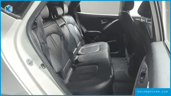 HYUNDAI TUCSON DIESEL 2WD LX20