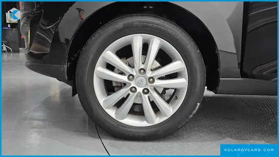 HYUNDAI TUCSON DIESEL 2WD LX20