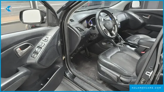 HYUNDAI TUCSON DIESEL 2WD LX20