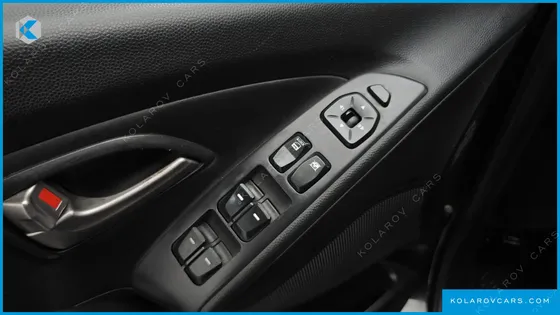 HYUNDAI TUCSON DIESEL 2WD LX20