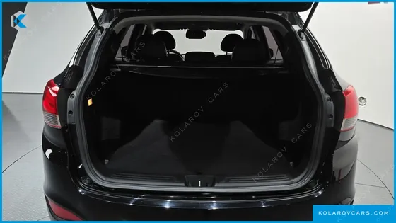HYUNDAI TUCSON DIESEL 2WD LX20
