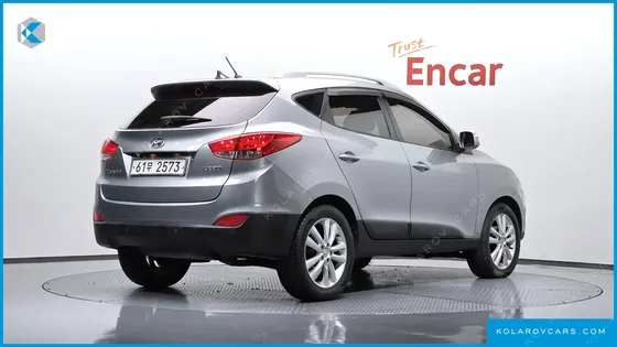 HYUNDAI TUCSON DIESEL 2WD LX20
