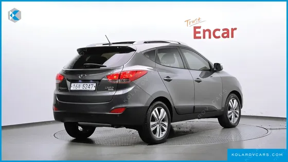 HYUNDAI TUCSON DIESEL 2WD LX20